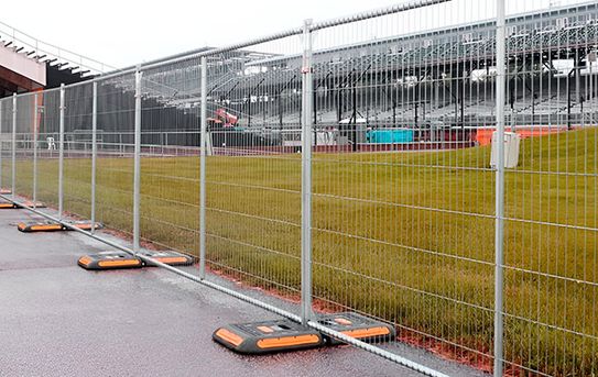 8’ x 12’ Welded Mesh Panel Fence | Versa